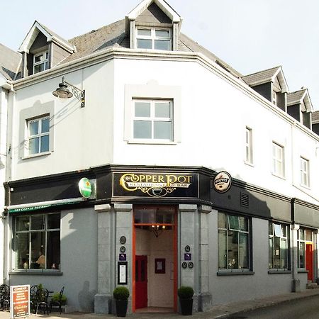 The Clonakilty Hotel Extérieur photo