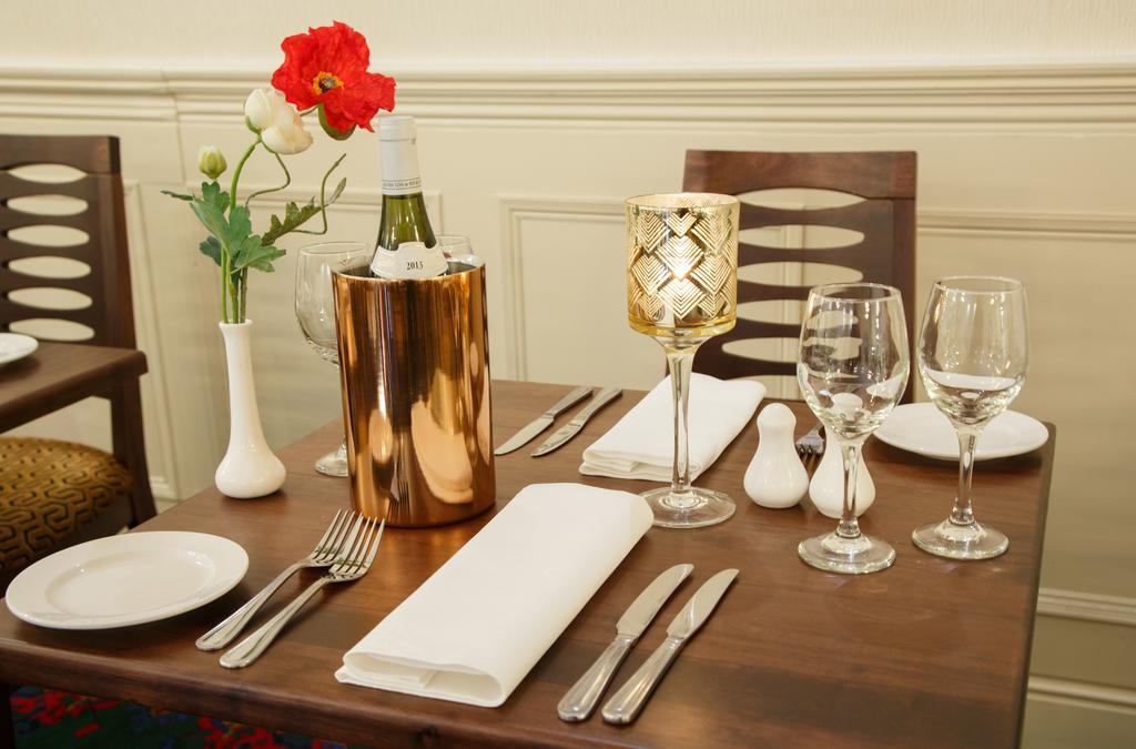 The Clonakilty Hotel Extérieur photo