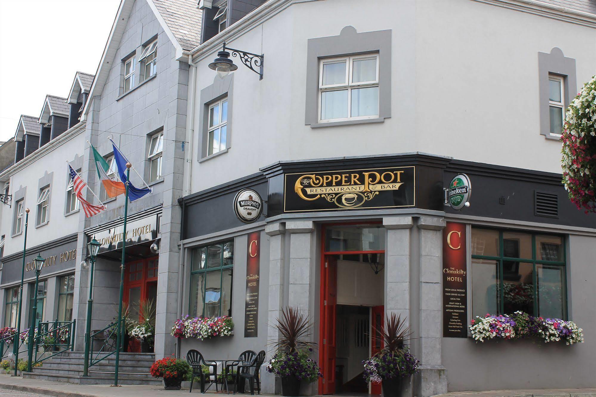 The Clonakilty Hotel Extérieur photo