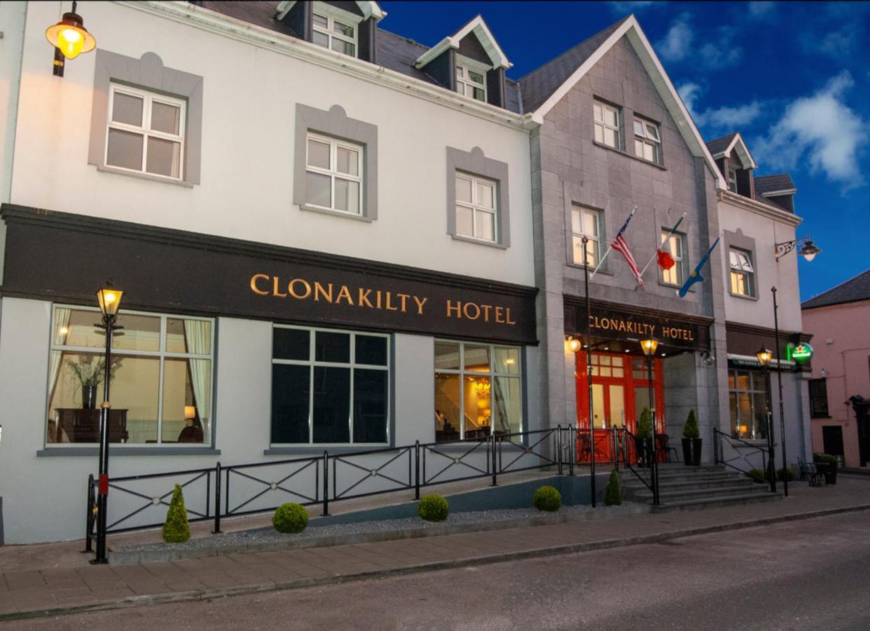 The Clonakilty Hotel Extérieur photo