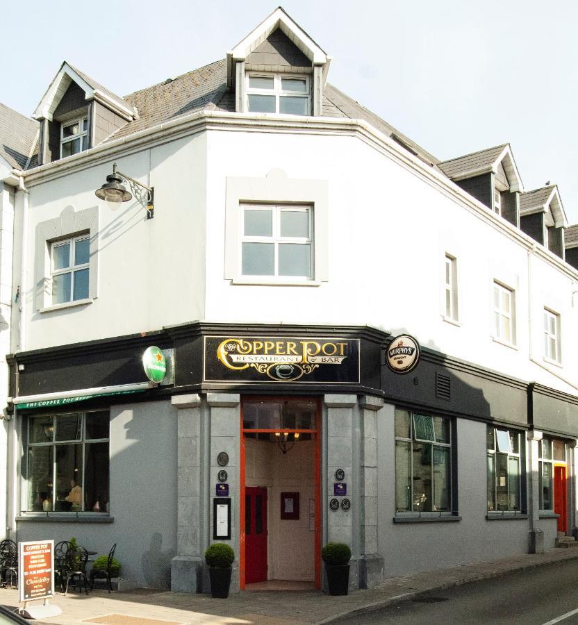 The Clonakilty Hotel Extérieur photo